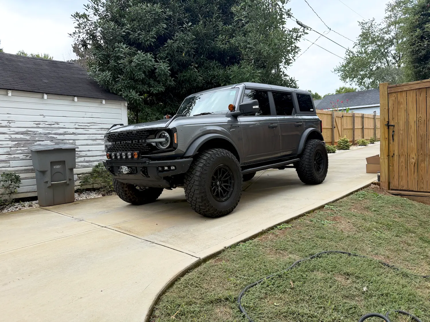 Ford Bronco NEW Hammer Built High Clearance Hidden Winch b1