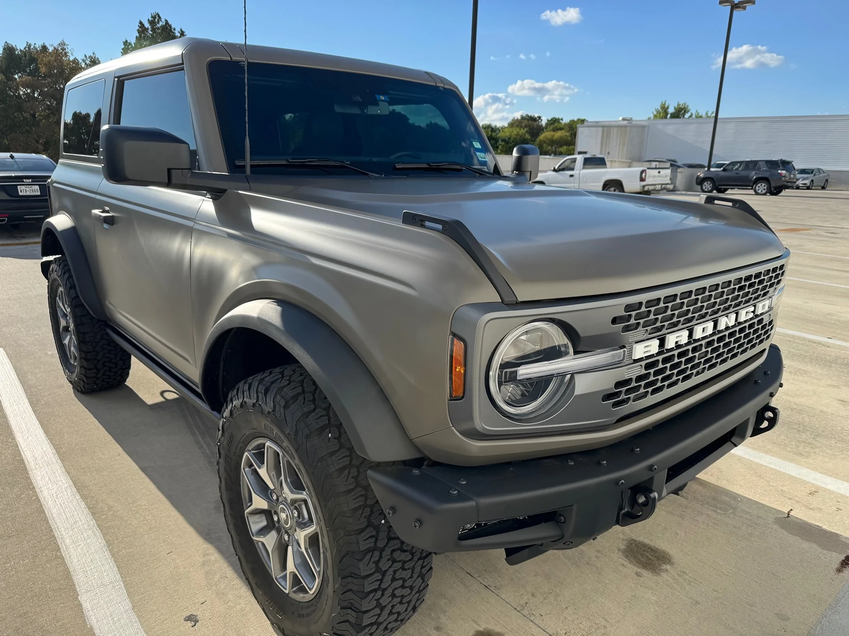Ford Bronco MARSH GRAY Bronco Club IMG_1276