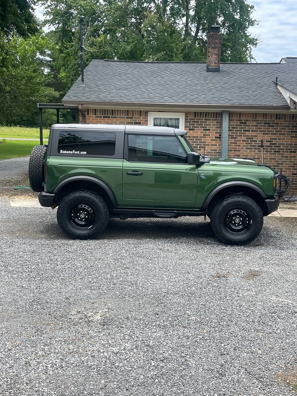 Ford Bronco Glossy or natural tires IMG_1177