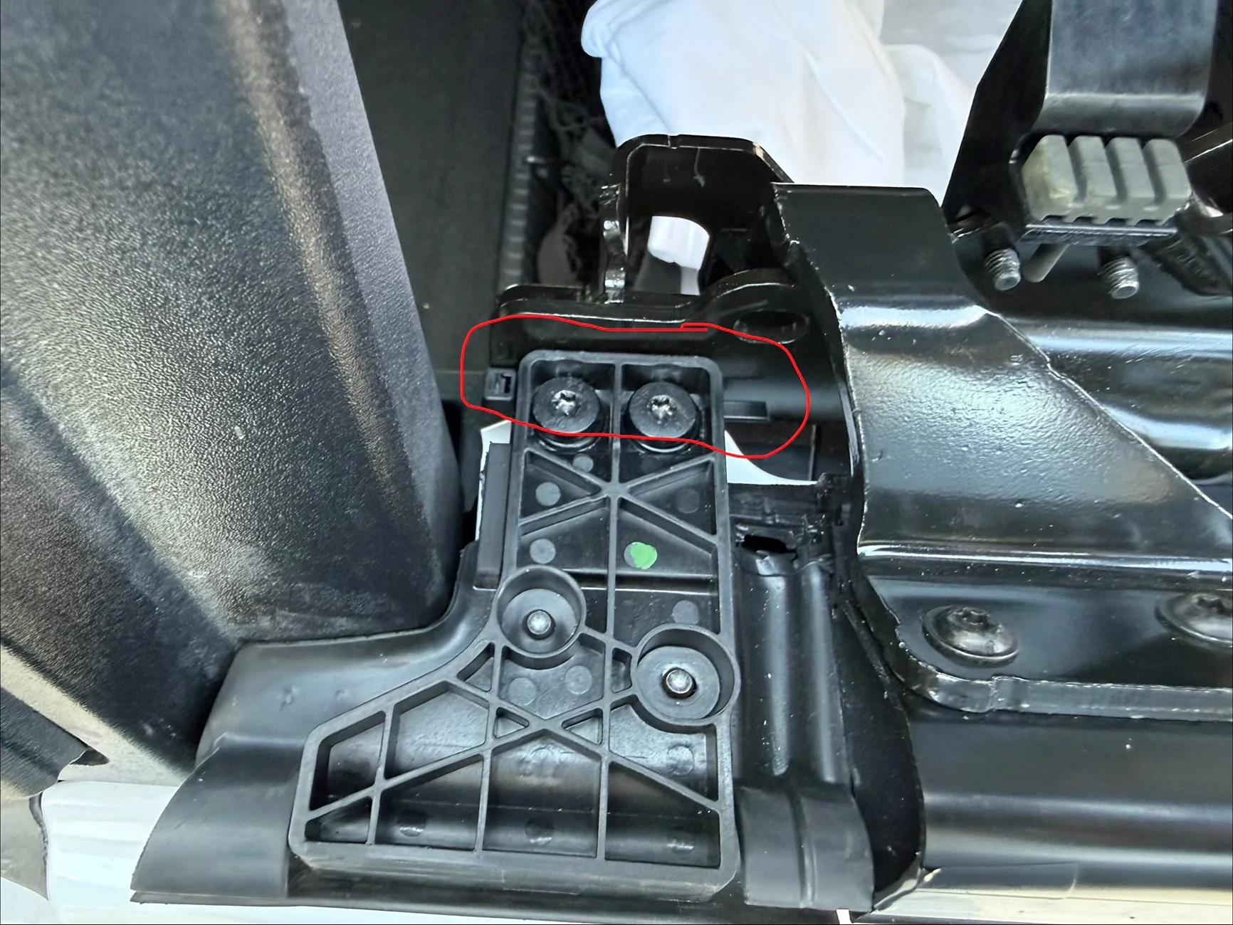Ford Bronco Soft Top back window slide adjustment IMG_2442