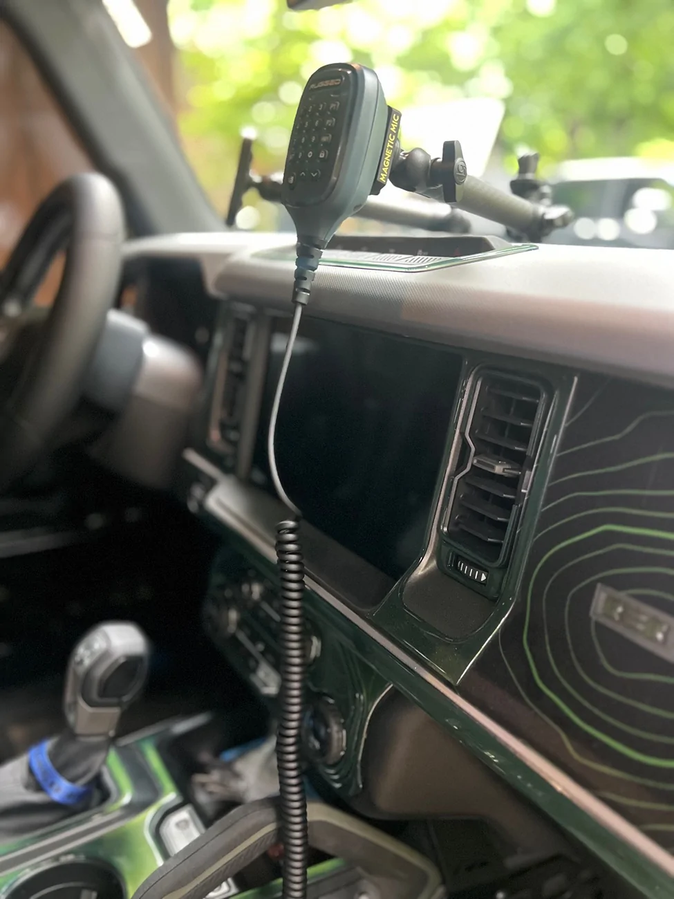 Ford Bronco Show off your HAM or GMRS setup IMG_8017