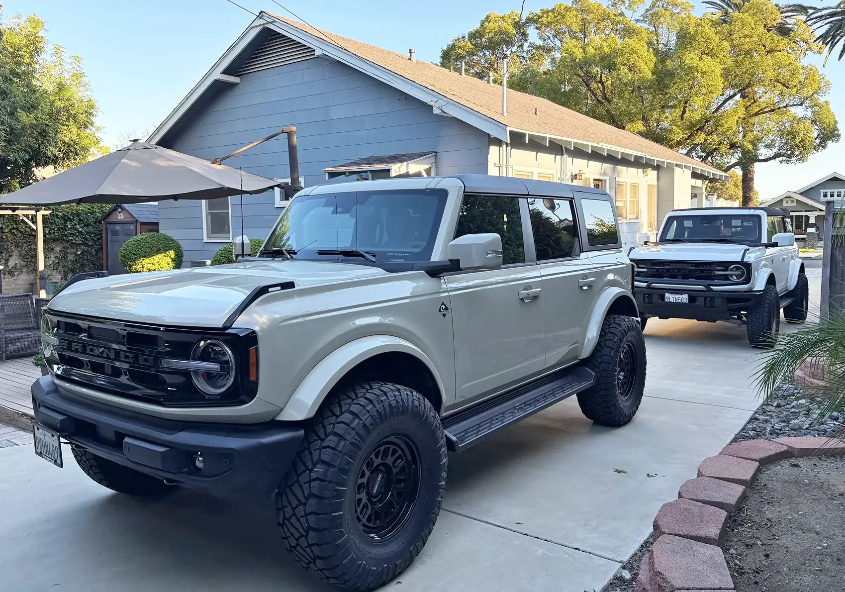 Ford Bronco FS: 2025 Outer Banks 754299-f4e1d2954cf037fc885de44efc32d1a9