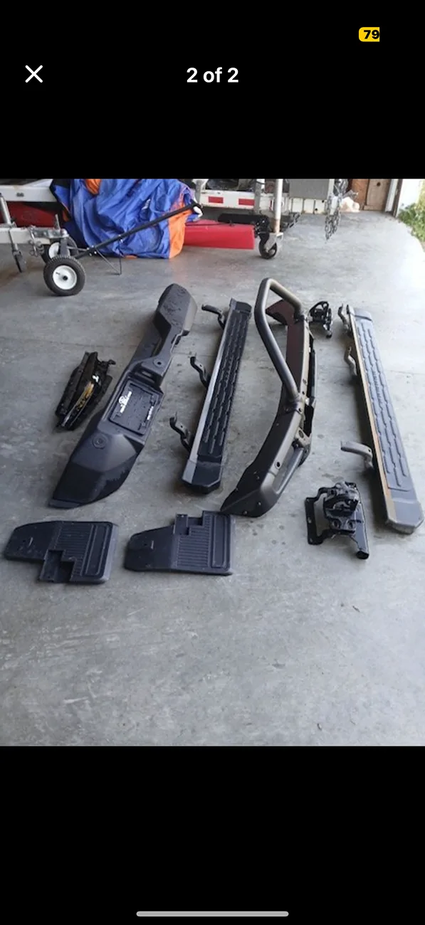 Ford Bronco Oem steel bumper IMG_1386