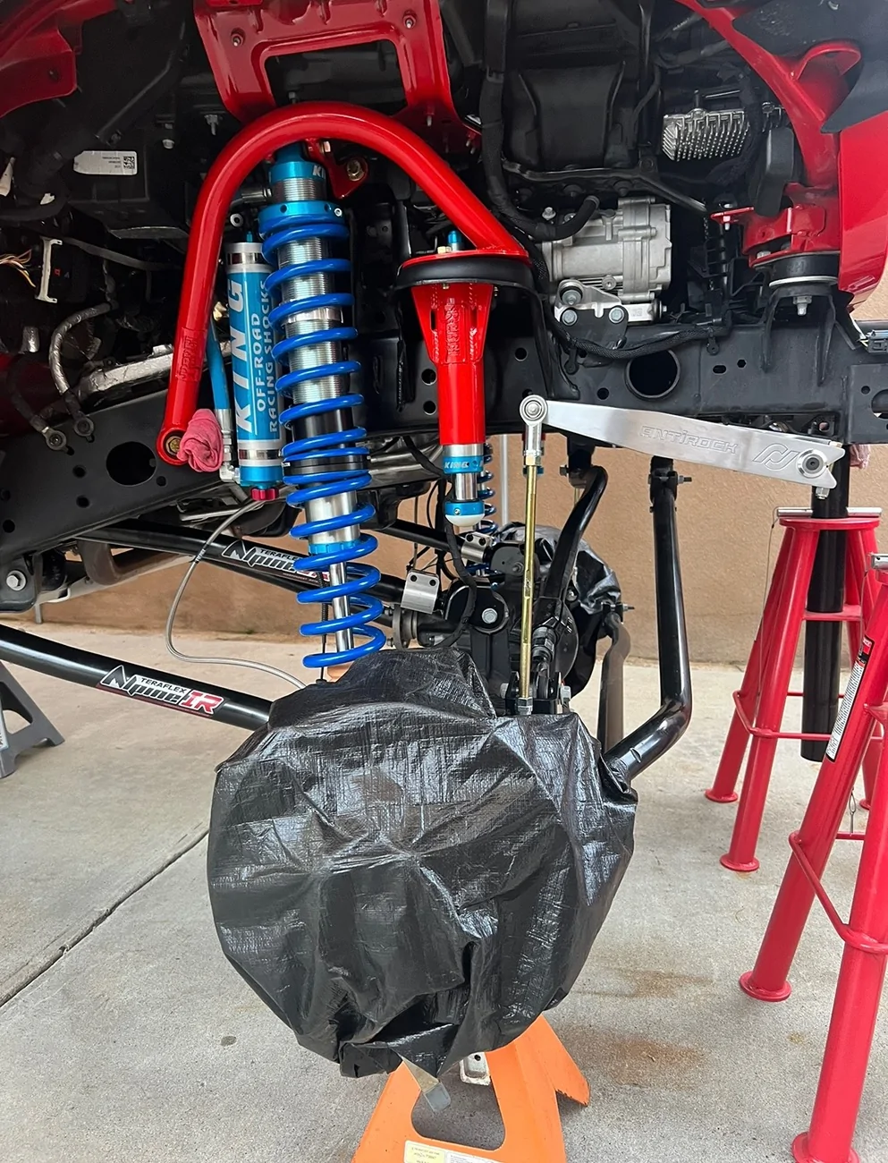 Ford Bronco Newbie Bead Lock Wheel Question….. IMG_0415