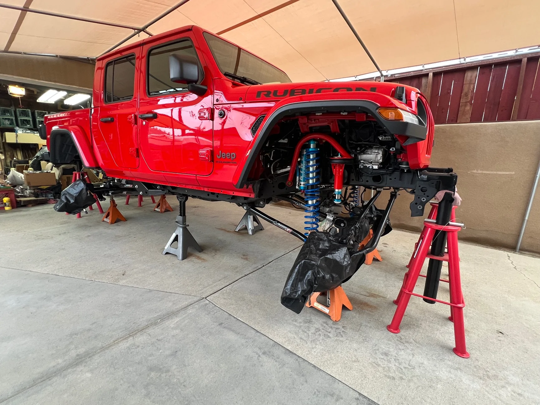 Ford Bronco Newbie Bead Lock Wheel Question….. IMG_8501