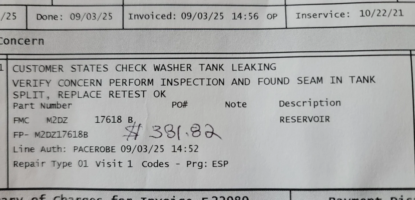 Ford Bronco 22 wildtrak washer fluid leaking 20251009_110324
