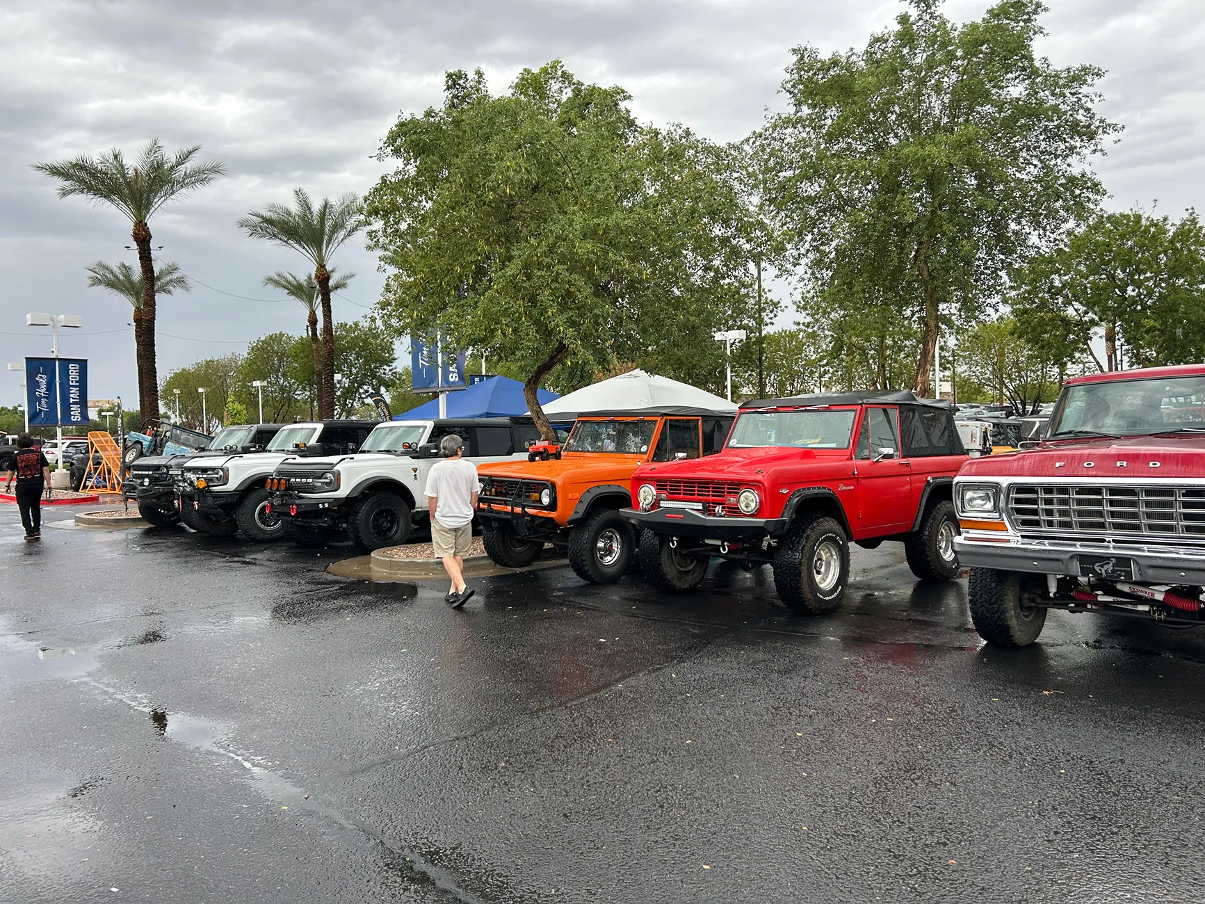 Ford Bronco BRONCTOBERFEST 2025 Photos 4a