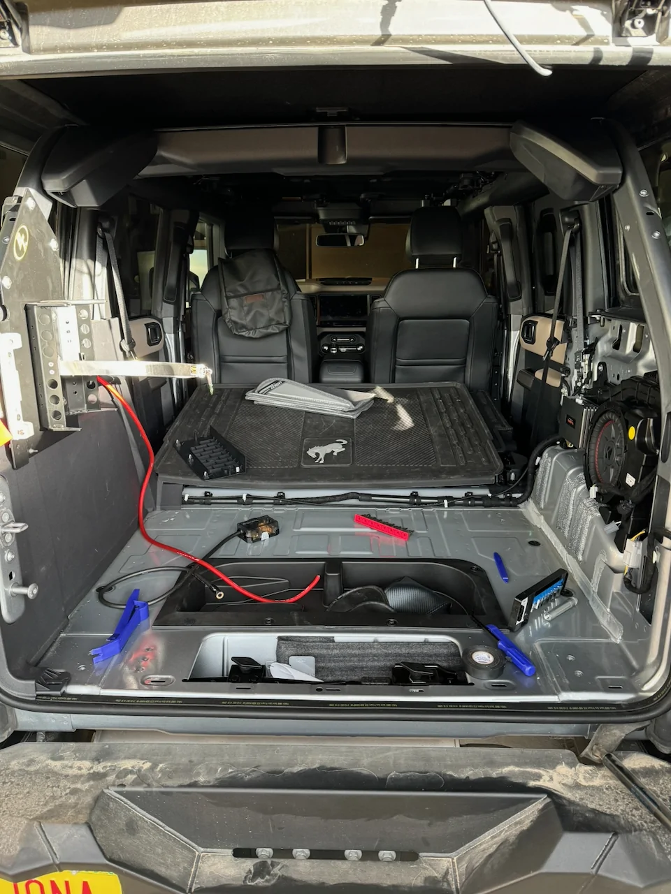 Ford Bronco Kicker 48CWRT674 Subwoofer IMG_0053