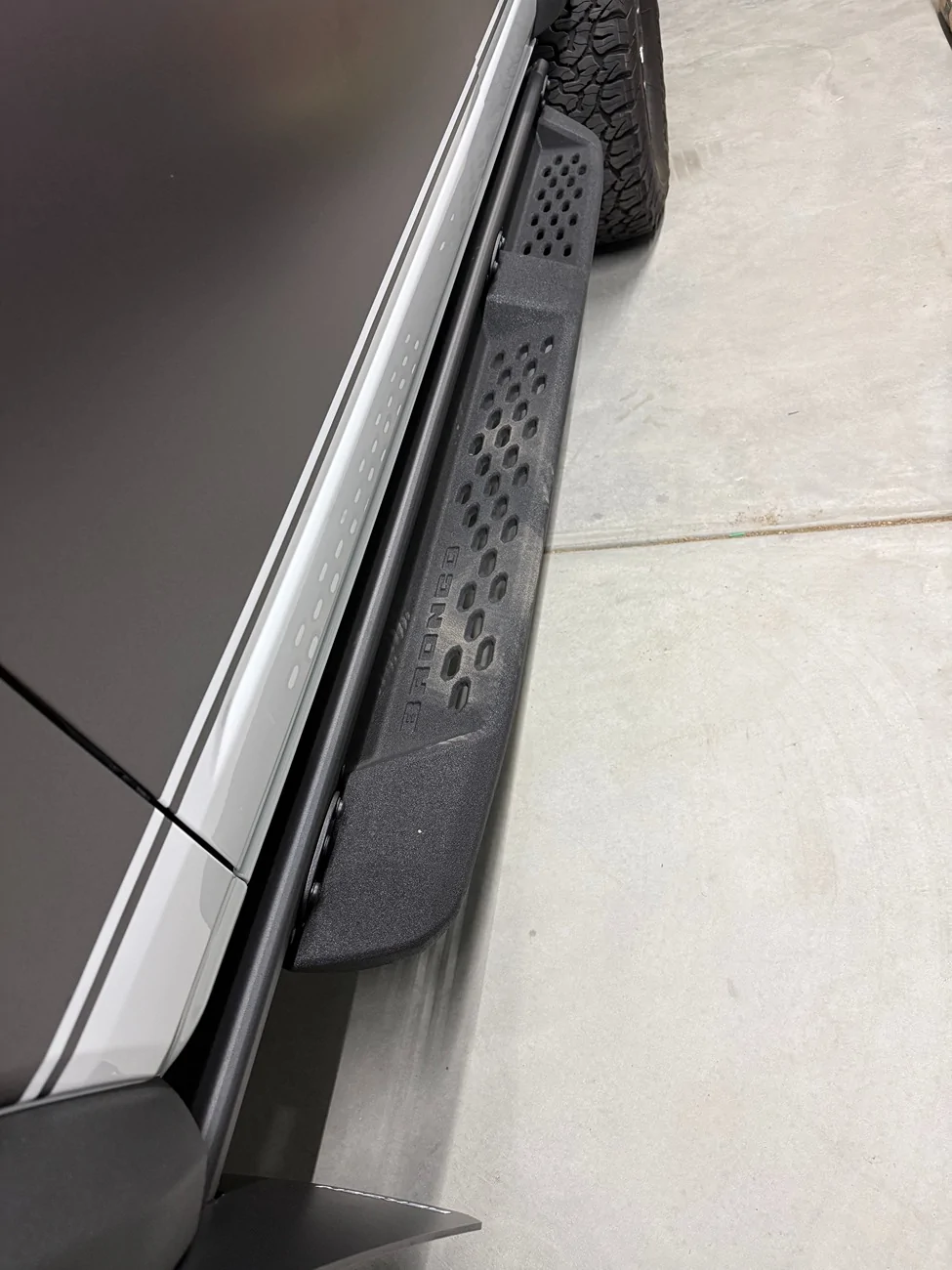 Ford Bronco 2025 OEM Raptor Style Sliders+Steps IMG_4998