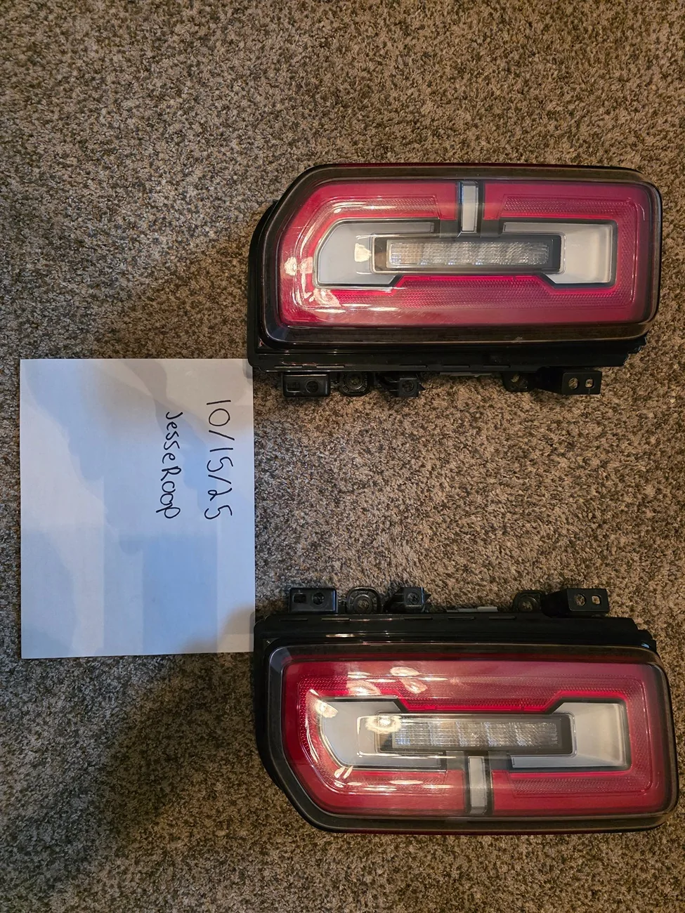 Ford Bronco OEM LED taillights Used/Like New PAIR 400$ 20251015_135103