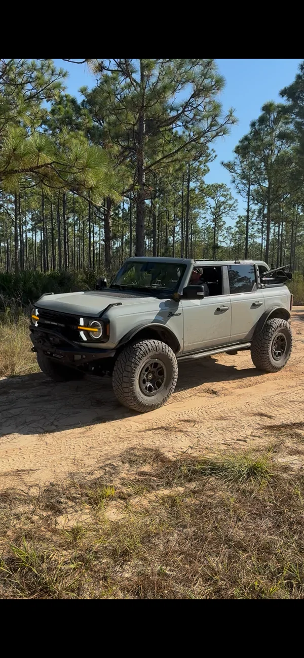 Ford Bronco CACTUS GRAY Bronco Club IMG_2547
