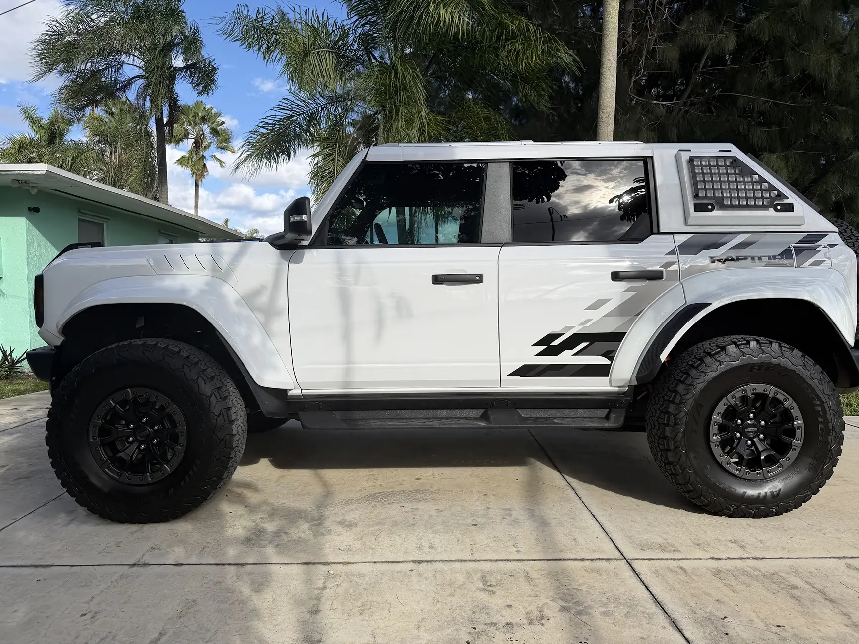 Ford Bronco What did you do TO / WITH your Bronco today? 👨🏻‍🔧🧰🚿🛠 1760824375499-rt