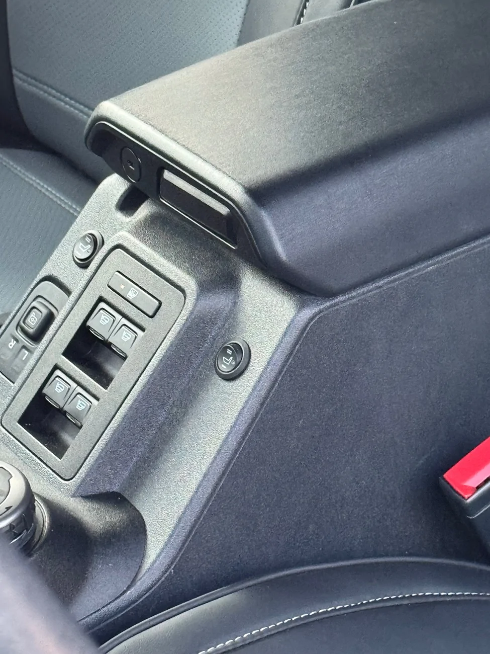 Ford Bronco Seat covers / heated seats installed for $250 IMG_2572