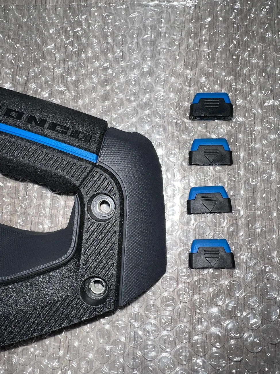 Ford Bronco Blue interior accent - grab handle & vent clips IMG_3026