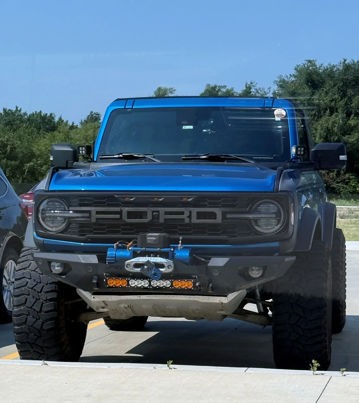 Ford Bronco Pics of your front bumper and winch set up Bilstein 6100 37 tires