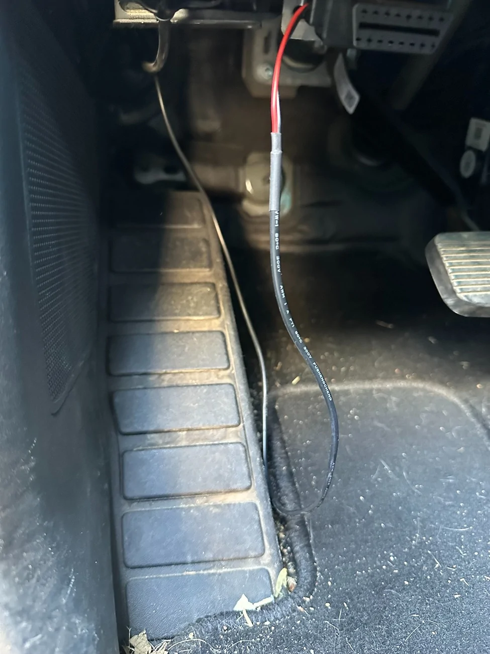 Ford Bronco Loose Wire, Driver's side Footwell IMG_5337