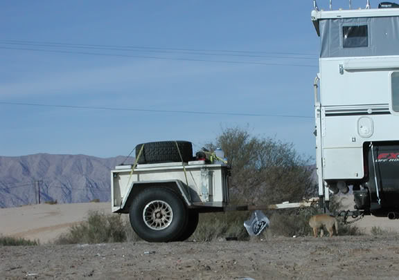 Ford Bronco Idea - hitch mount rack for 3 jerry cans. 28L30cO