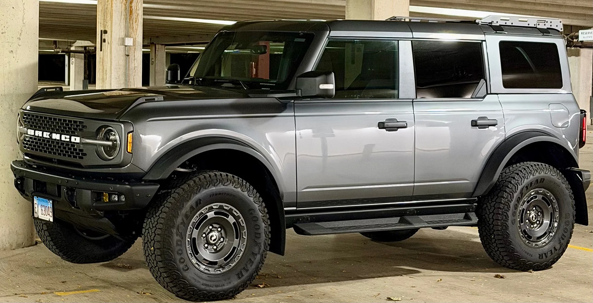 Ford Bronco Fox 2.5 Performance Series HTO Shocks IMG_0359