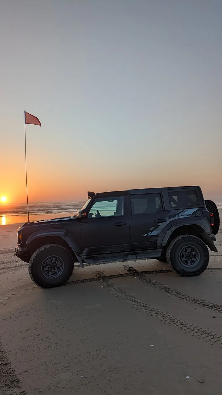 Ford Bronco Flags for the sand dunes PXL_20250502_031351712