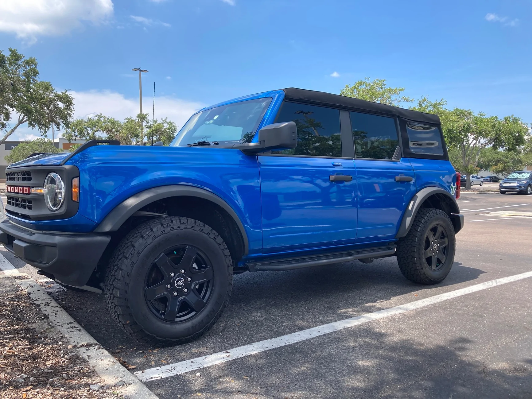 Ford Bronco 2023 Base stock wheel/tire question... IMG_6073