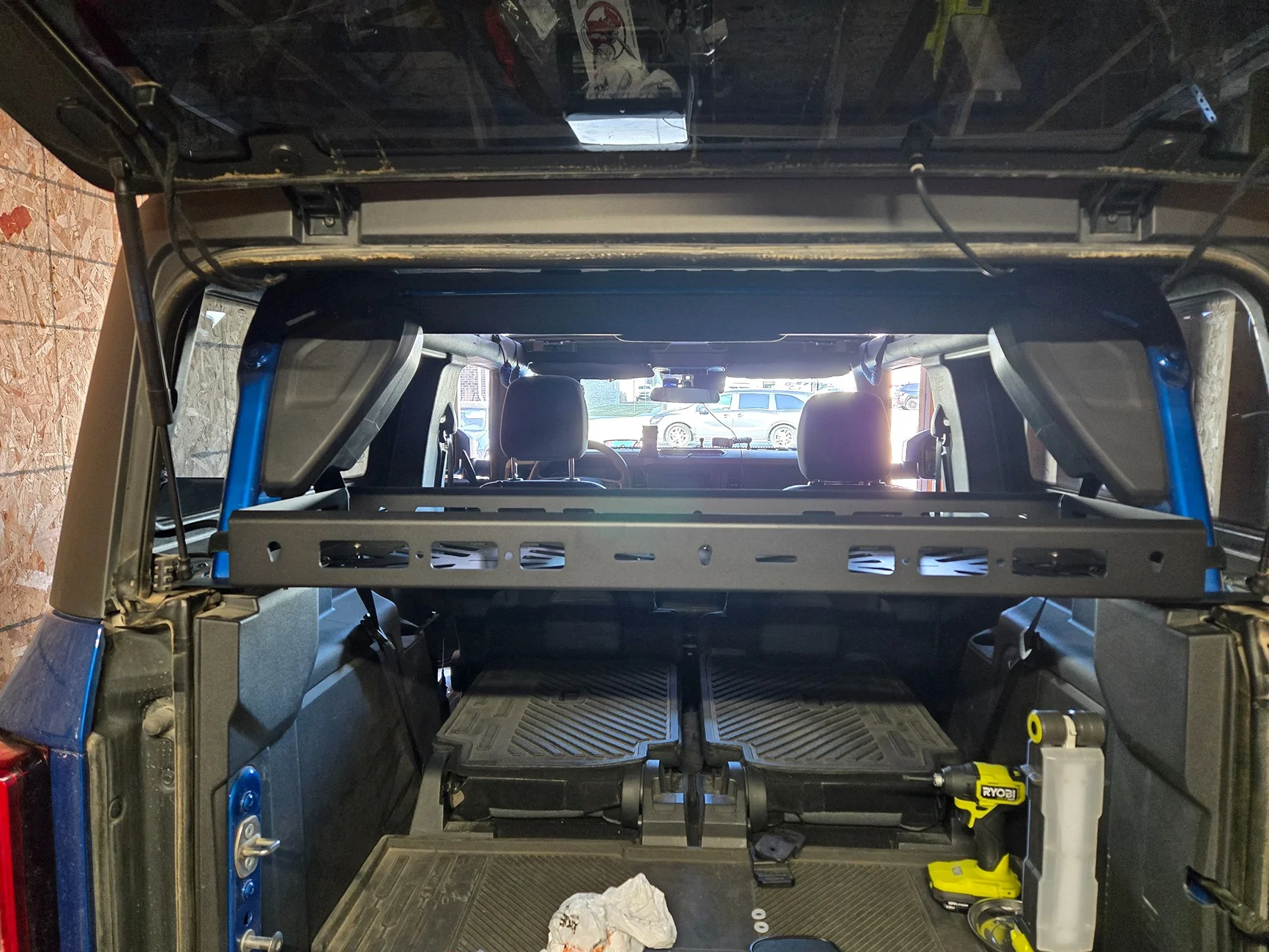 Ford Bronco Let's see your 2 DR rear basket/tray/shelf 1000004888
