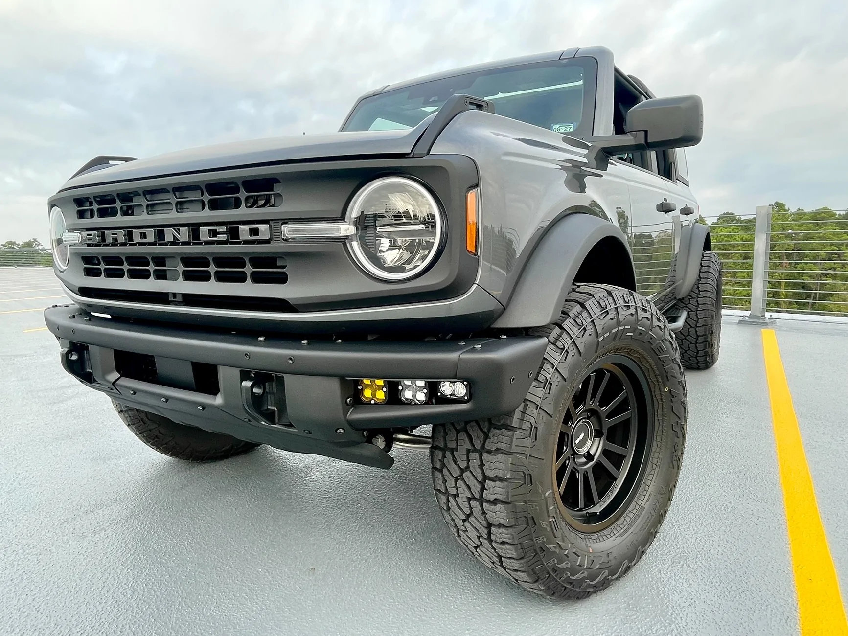 Ford Bronco 2025 Base 4dr 2.3L Build Carbonized Gray IMG_2520