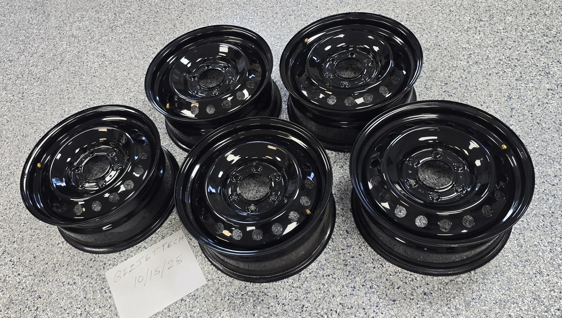 Ford Bronco New 2025 base BD steelies 1A