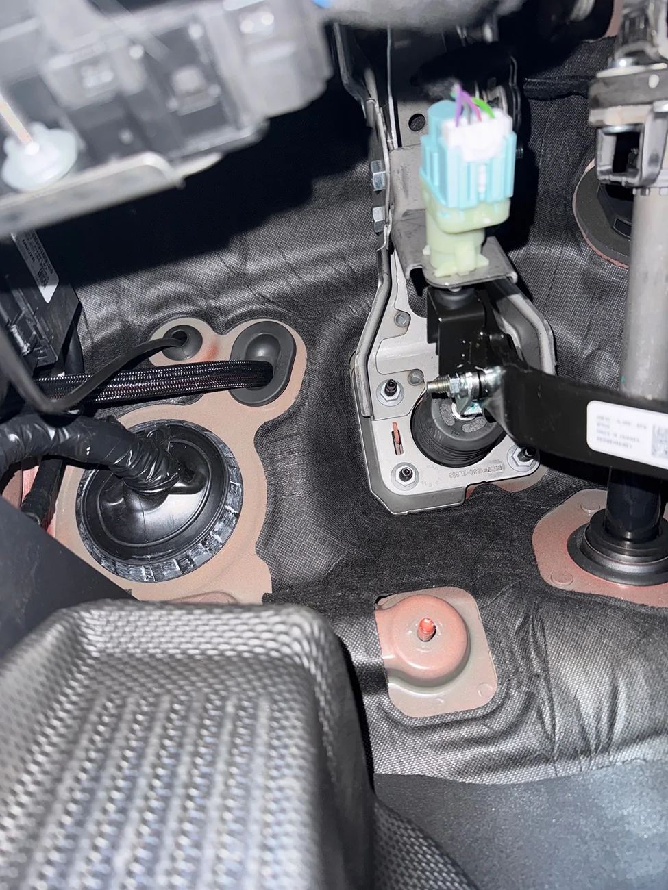 Ford Bronco Ecoflow Alternator charger imag
