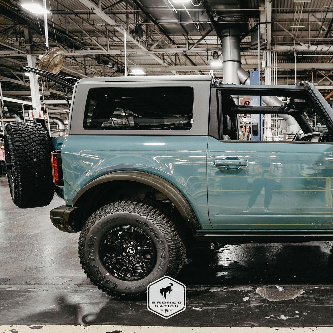 Ford Bronco First Edition Bronco Thread 136376224_733487797602702_8051983488422906374_n