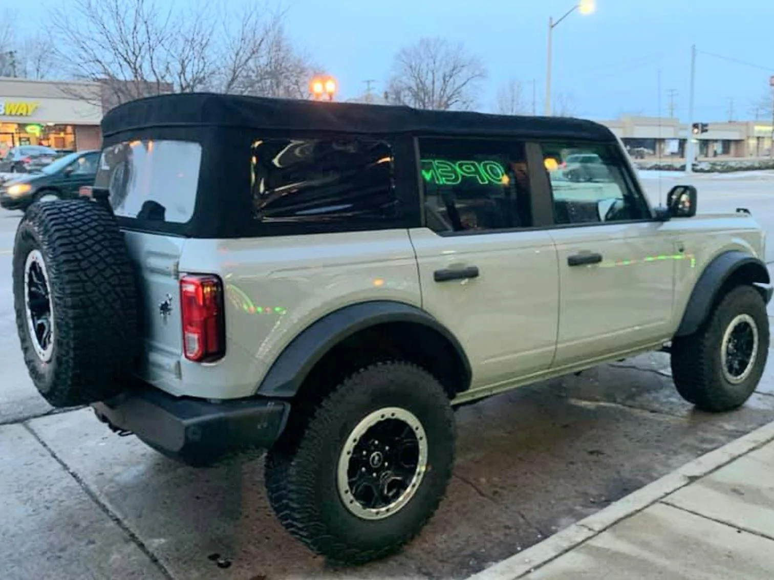 Ford Bronco One more Cactus Grey thread 20201227_180018