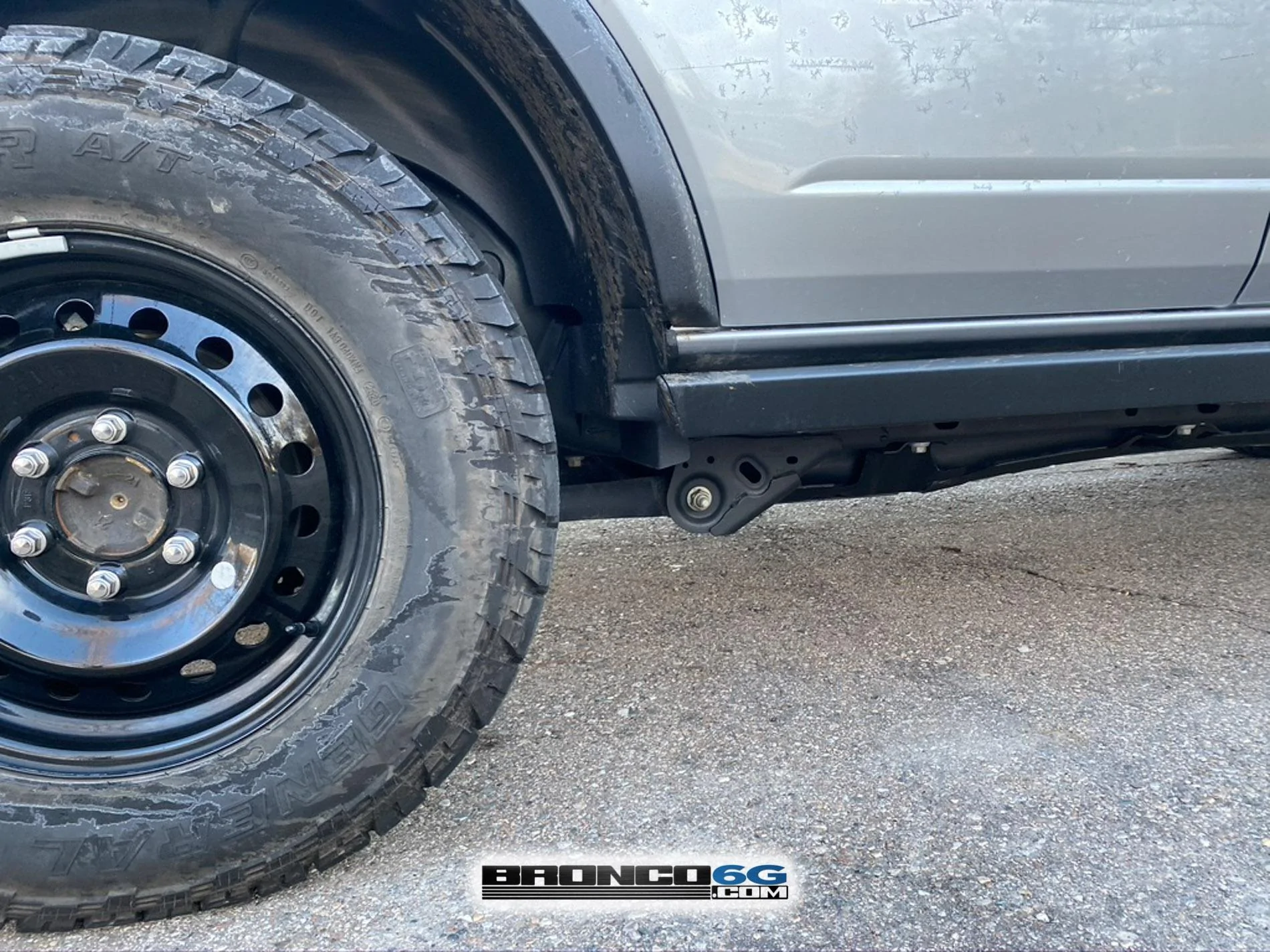 Ford Bronco Jackpot! Bronco Black Diamond (Iconic Silver) seen up close & personal this morning Ionic Silver Bronco Black Diamond 7048522D-742C-4FC5-999B-781EDC258643_1_105_c