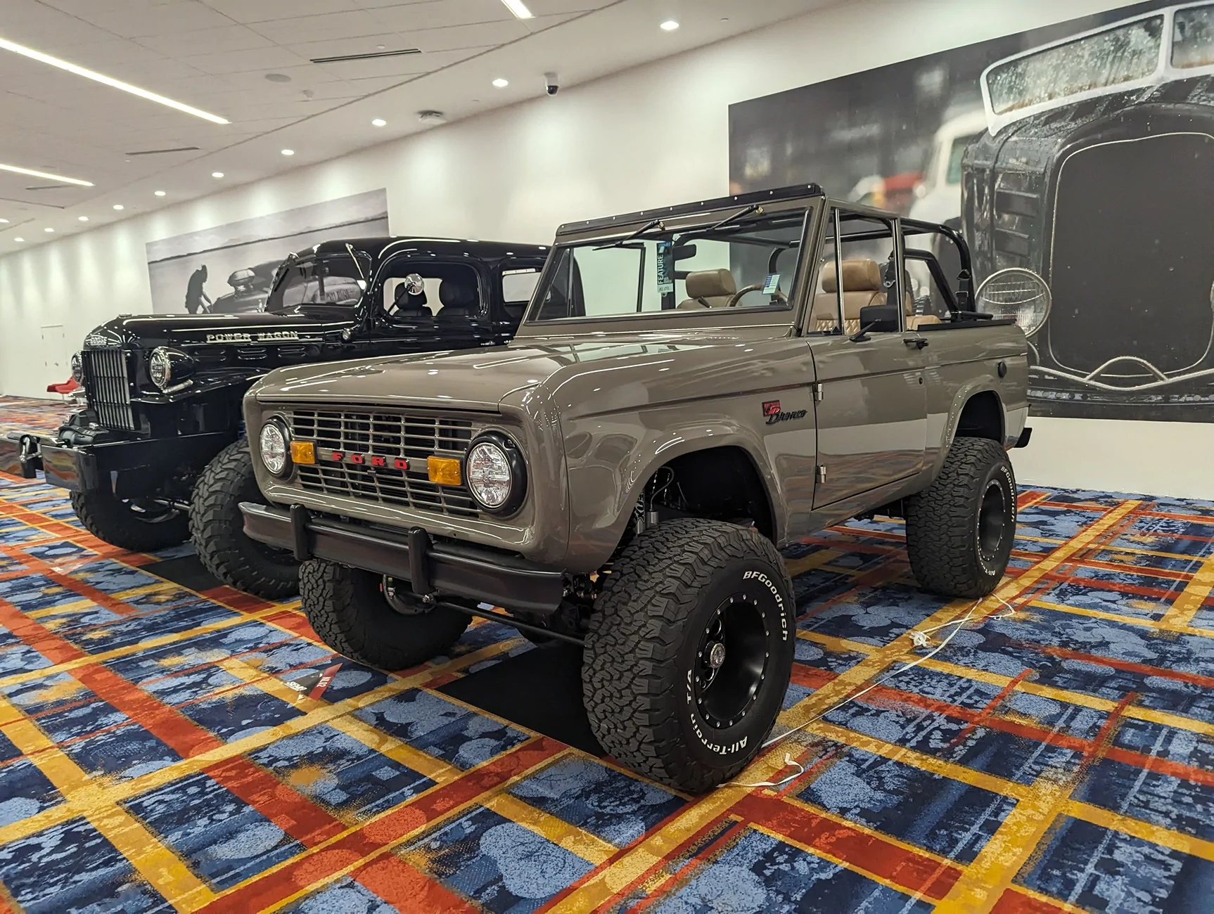 Ford Bronco SEMA 2025 - Who's Attending? PXL_20251103_041057350