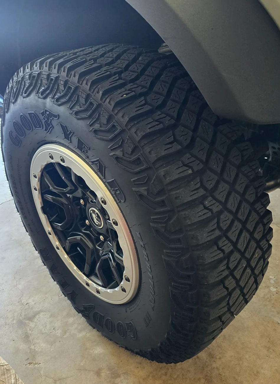 Ford Bronco SAS wheels/Tires with TPMS 1000070718