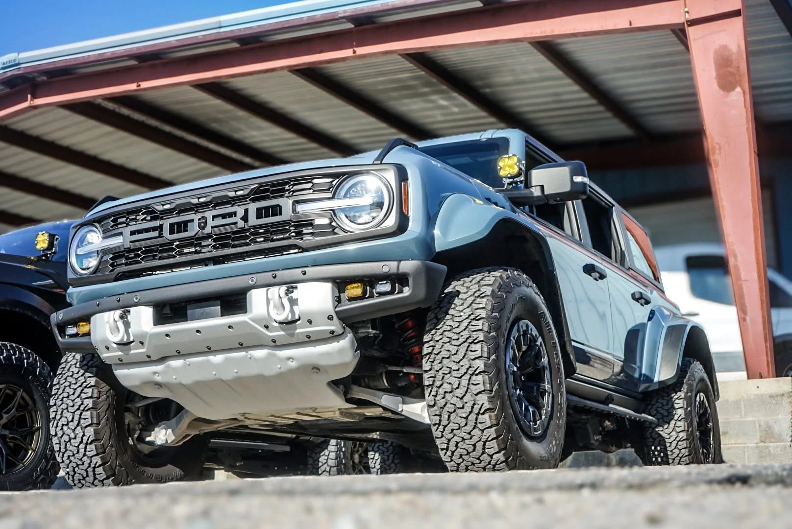 Ford Bronco Mongo the Bronco (2024 Azure Grey Raptor) & Emma IMG_6160