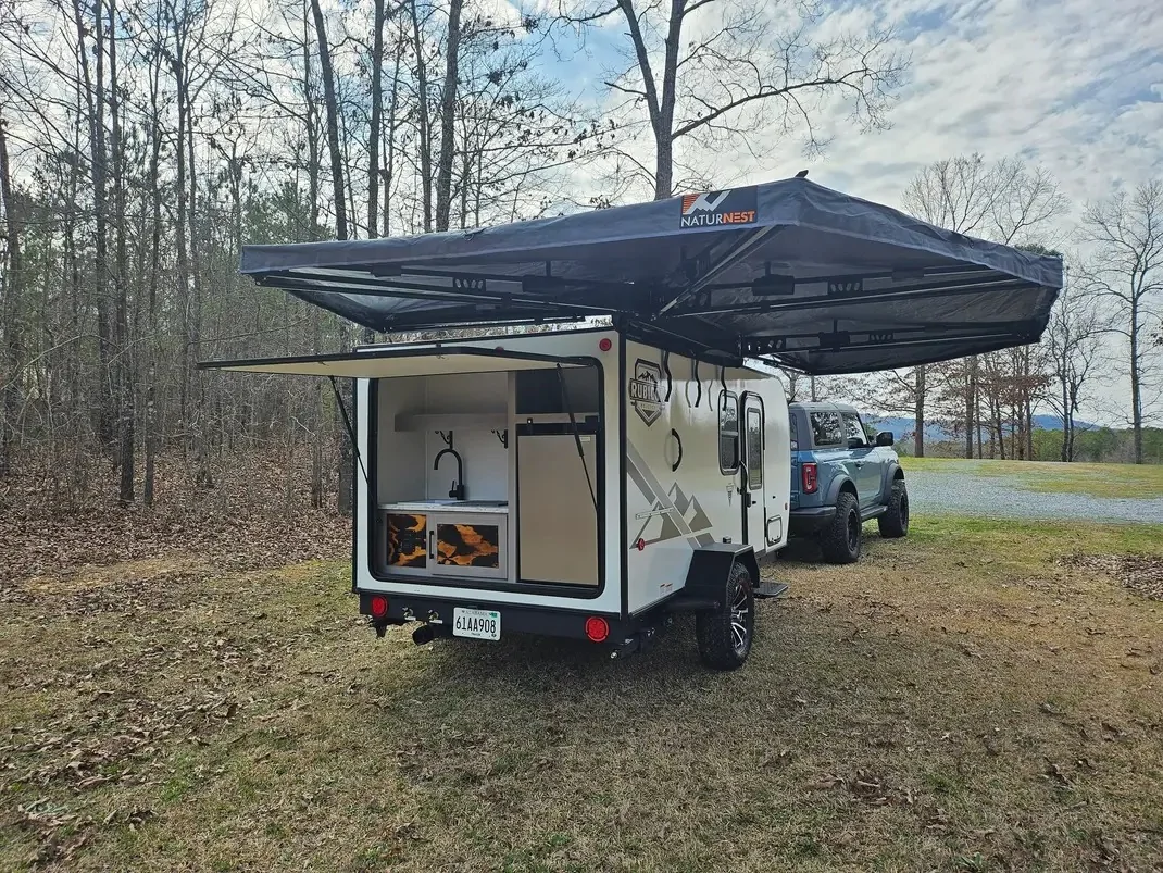 Ford Bronco What Camper are you towing? trailer1
