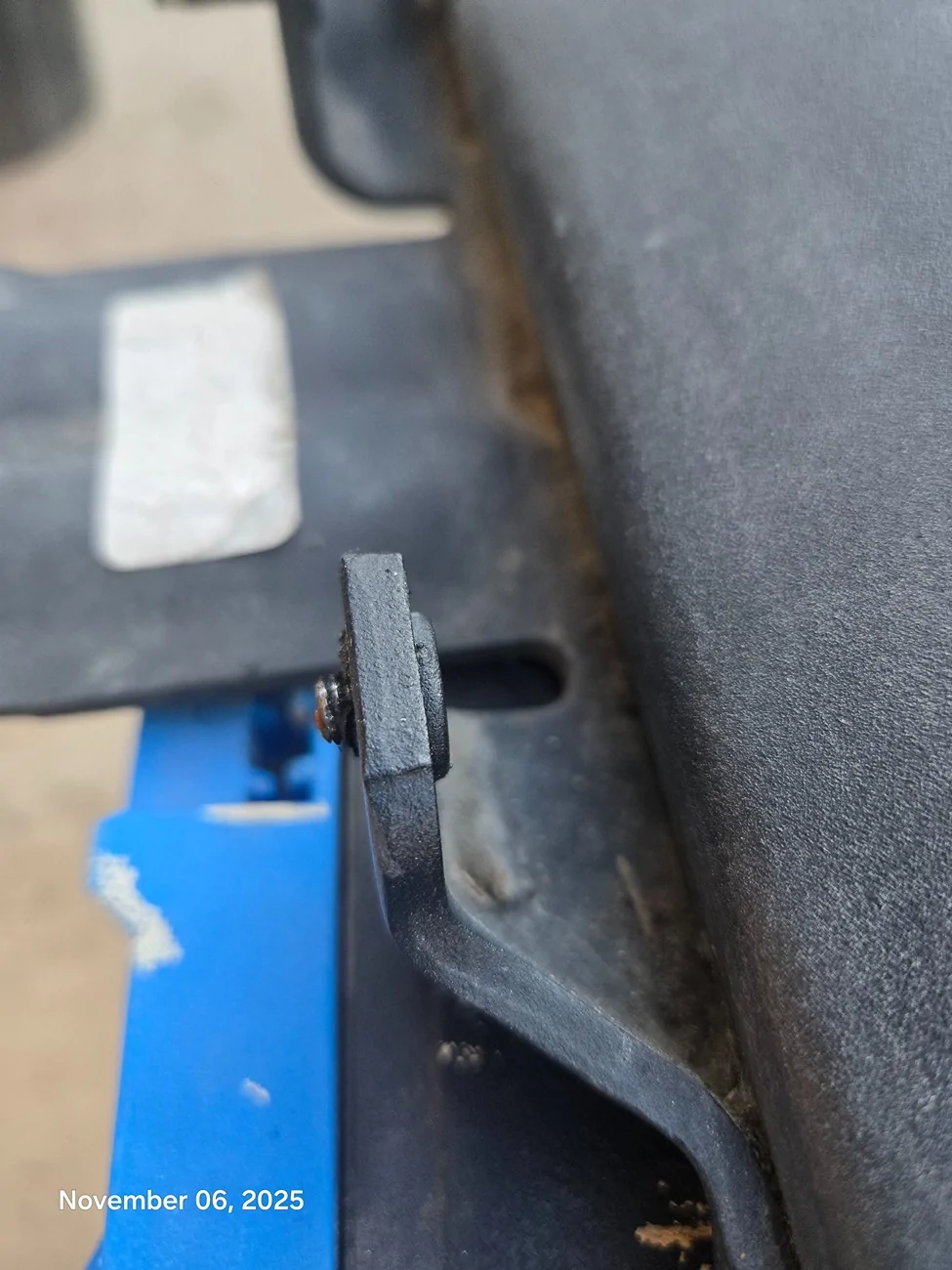 Ford Bronco Rock Rail Broken Bolt 20251106_084656