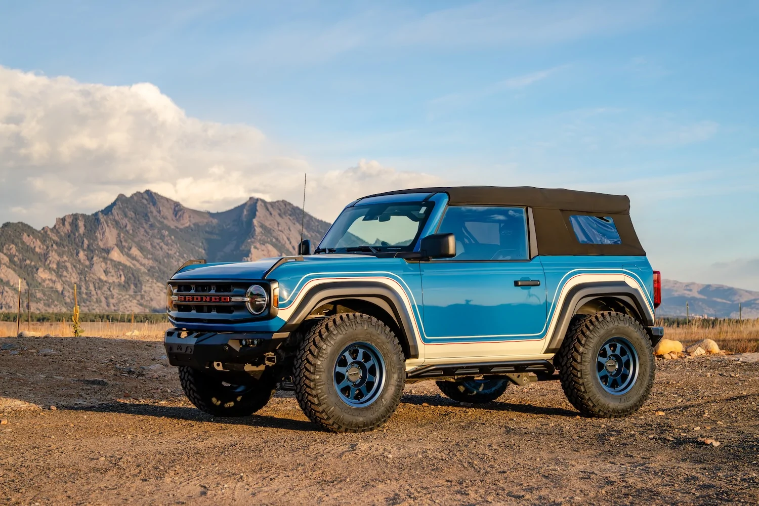 Bestop power top 2 door bronco 2.webp