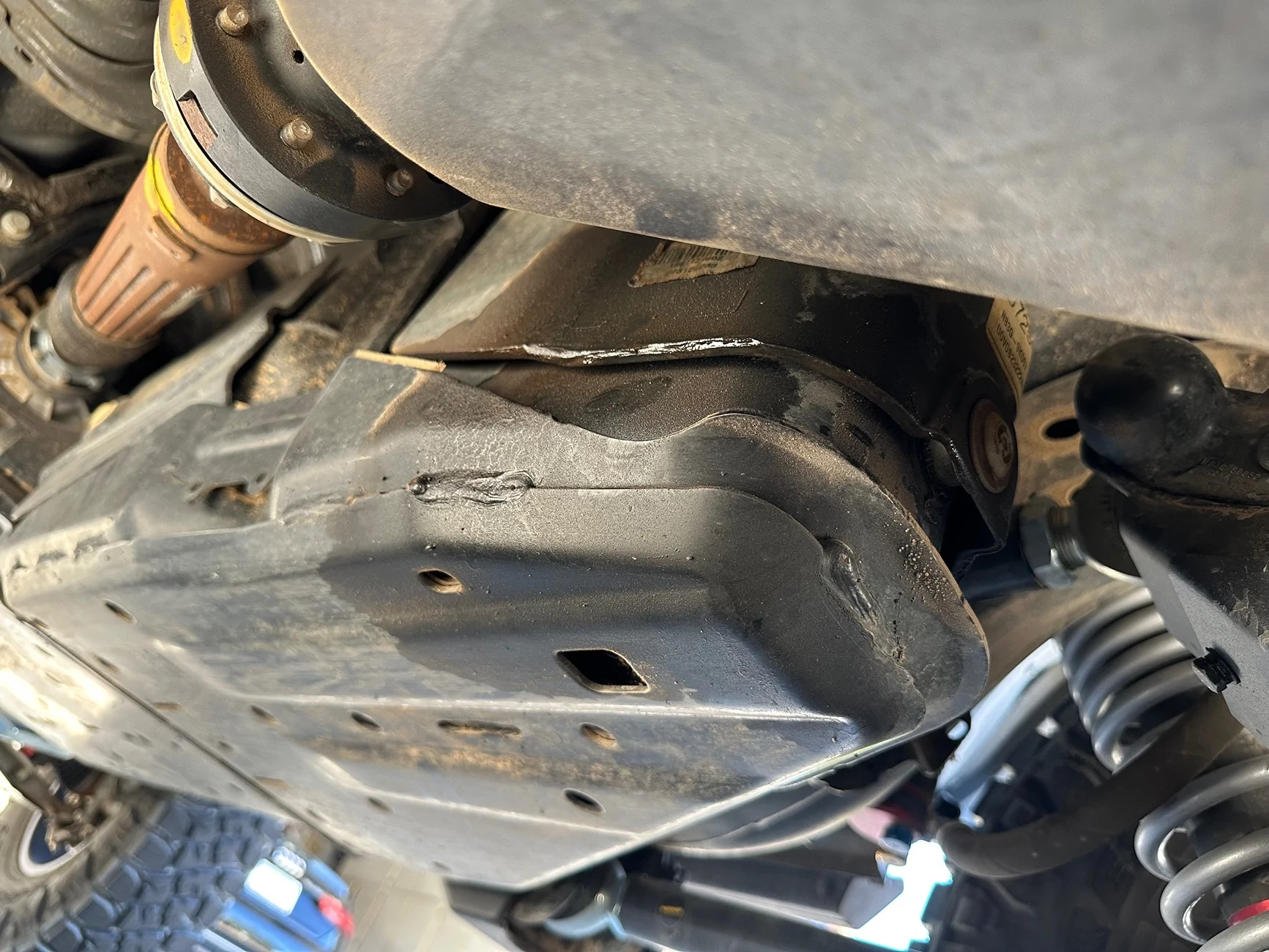 Oil found near rear of gas tank - help | Bronco6G - 2021+ Ford Bronco ...