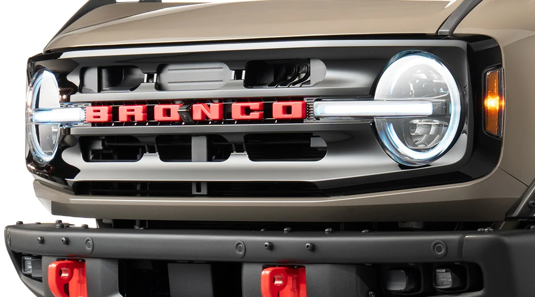 Ford Bronco Bronco FPORV Package Concept debut at SEMA 2025 head-lights.B8MUDAXD