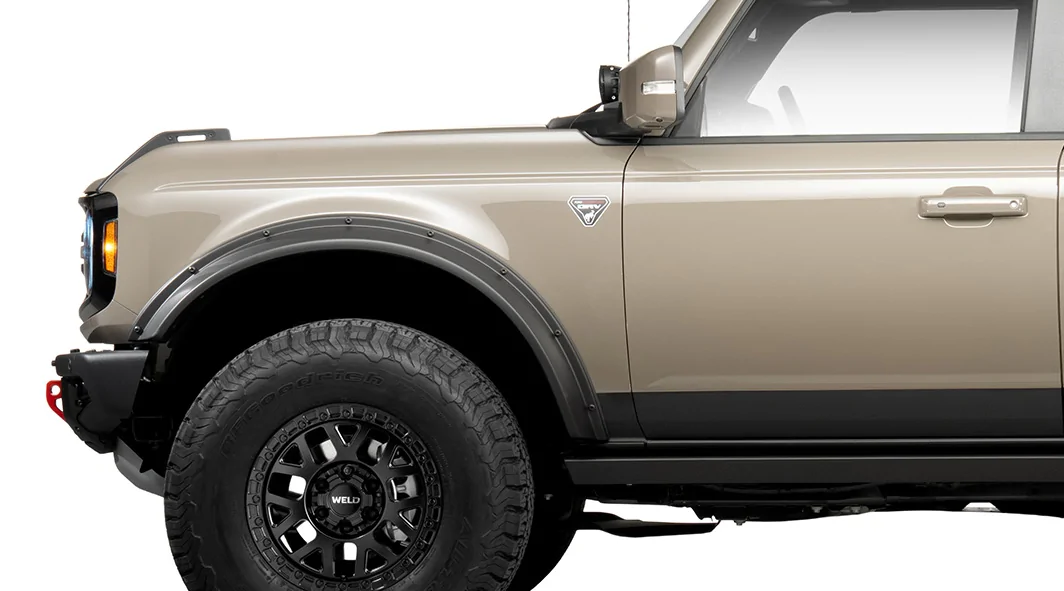 Ford Bronco Bronco FPORV Package Concept debut at SEMA 2025 side-graphic.BrsxTzV7