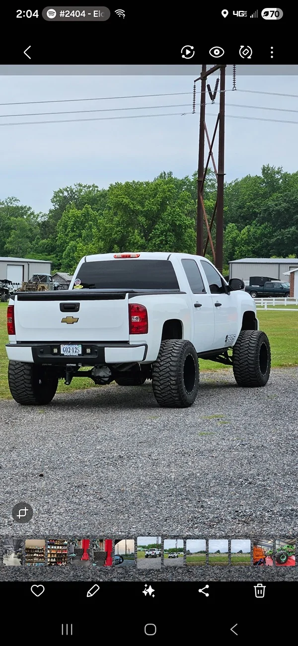 Ford Bronco Baja Belted with MT wheels Screenshot_20251105_140410_Gallery