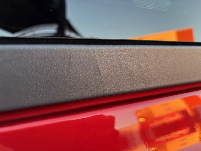 Ford Bronco UGH! MIC Top cracking 1762970154136-cz