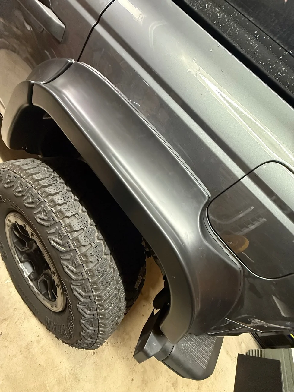 Ford Bronco Rough Country flares IMG_0923