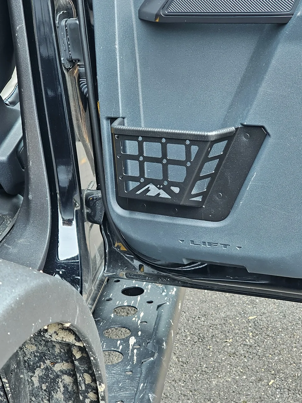 Ford Bronco Mountains to Metal Door Pockets installed 1000006393