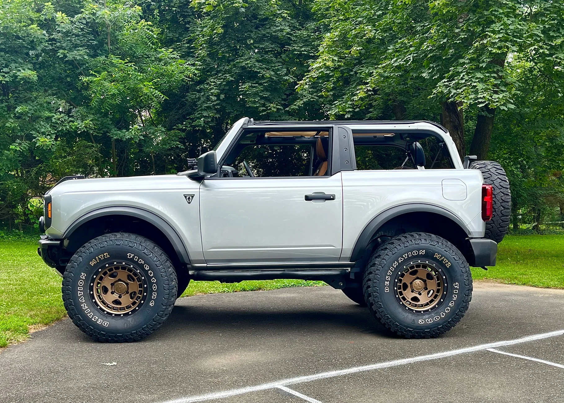 Ford Bronco Show us your installed wheel / tire upgrades here! (Pics) IMG_7012
