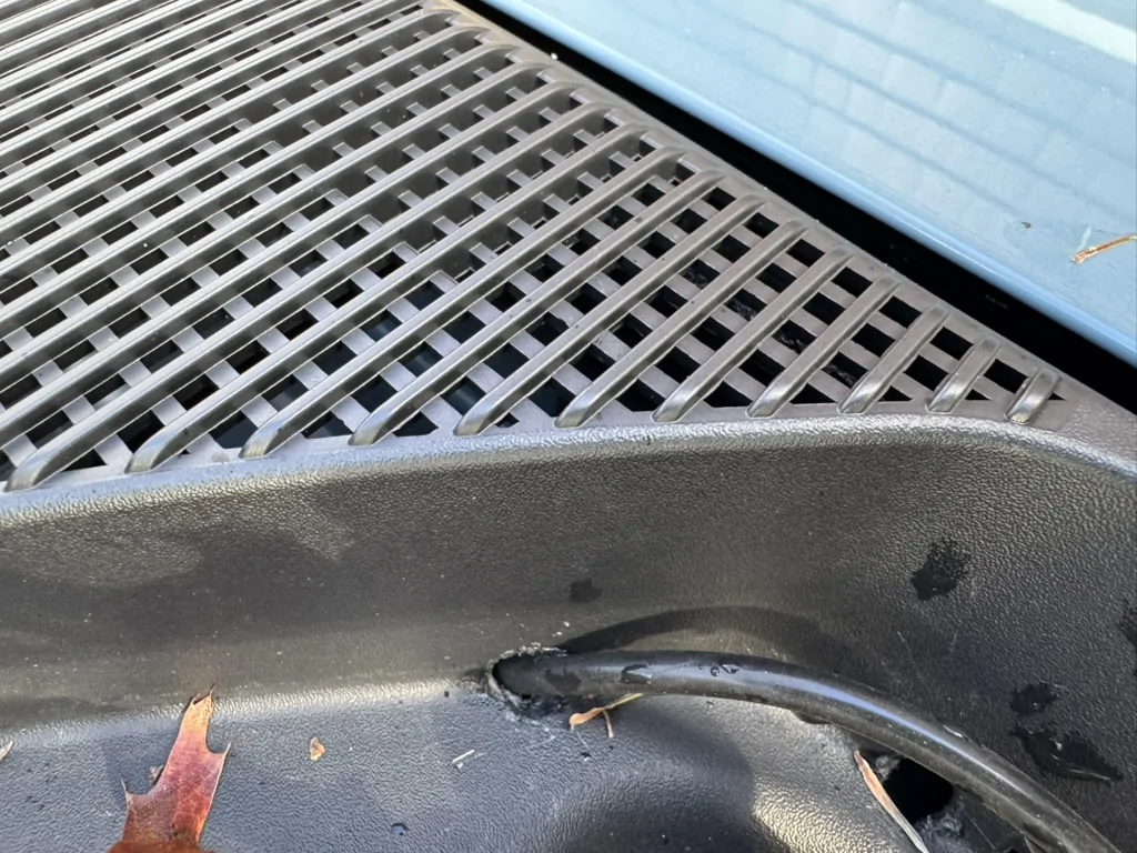 Ford Bronco Windshield Ice Accumulation F8E912F9-A62D-4C38-888F-B4A8C78A6E23_1_105_c
