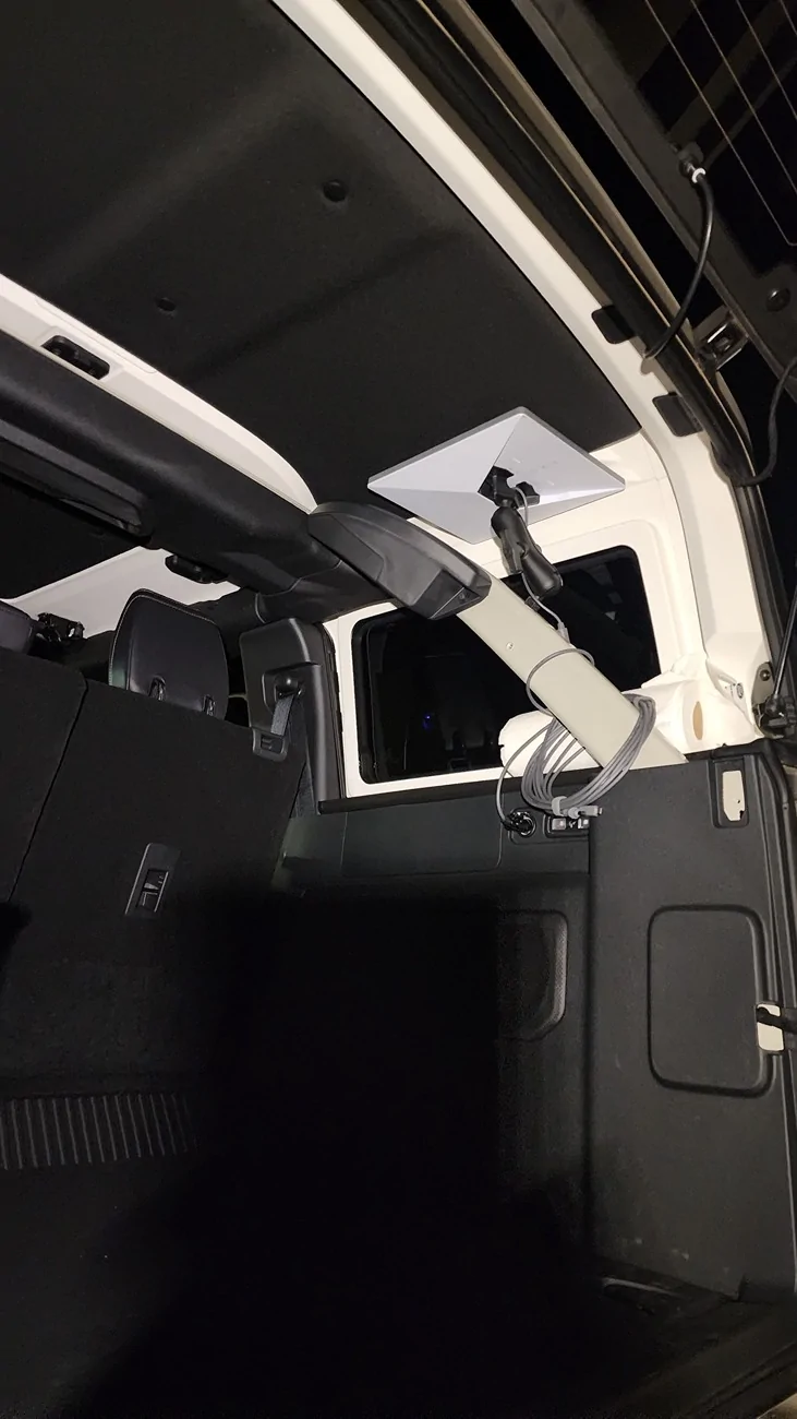 Ford Bronco Starlink Mini Setup / Power? 20251030_213702