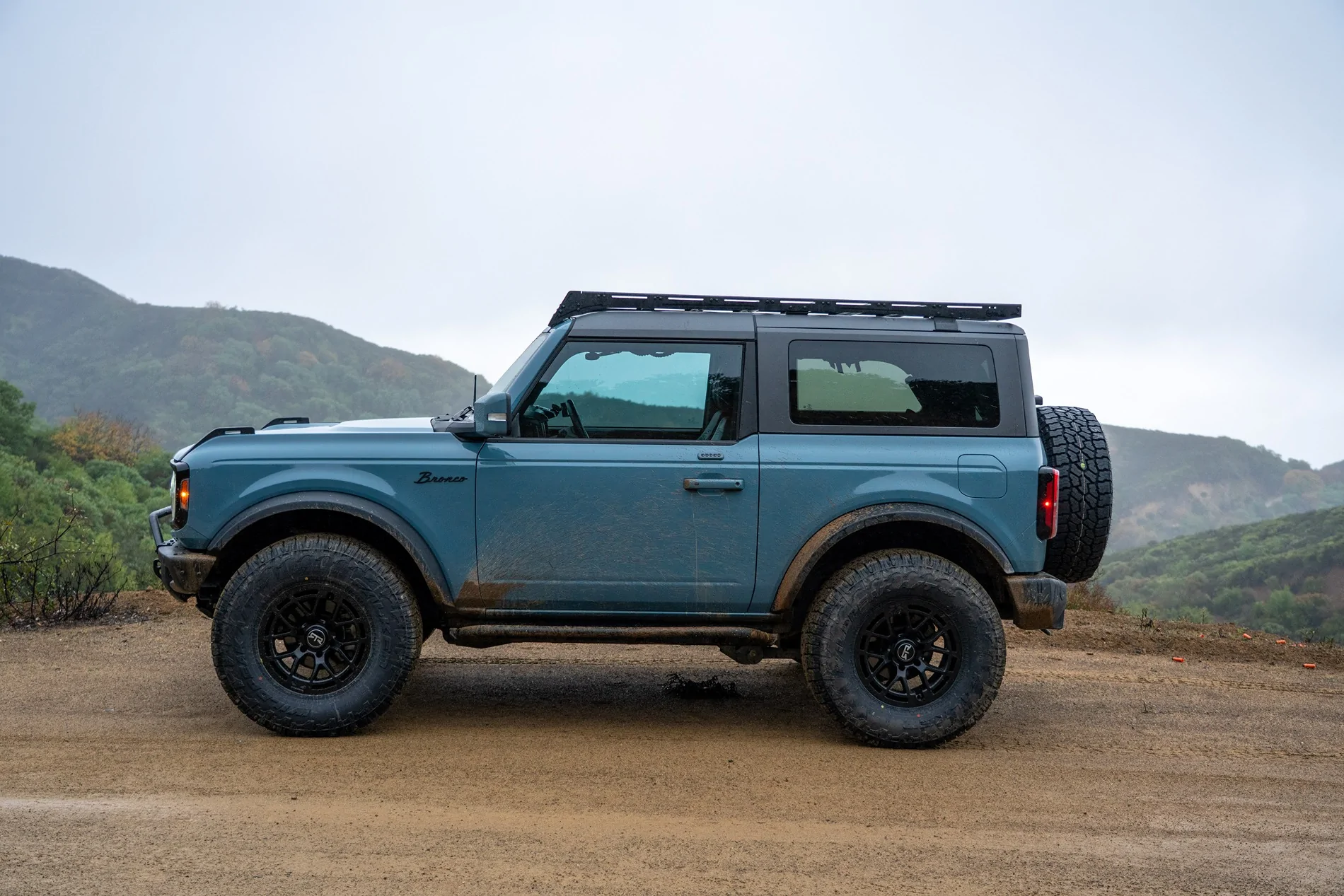 Ford Bronco RTR Tech-6 0 Offset Wheels & Falken AT4W Tires Pictures _DSC6595