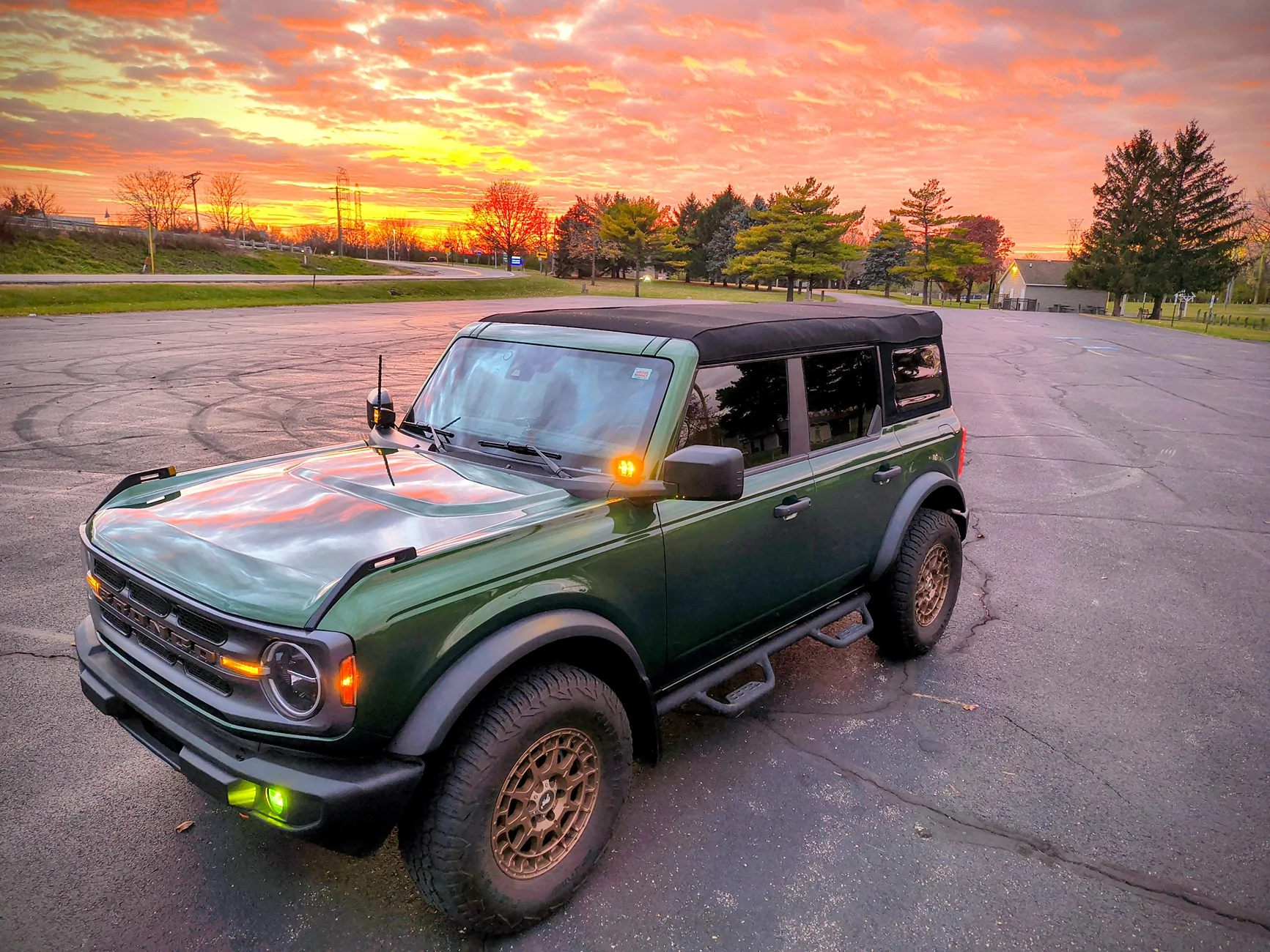 Ford Bronco ERUPTION GREEN Bronco Club IMG_20251122_163346900_HDR~2