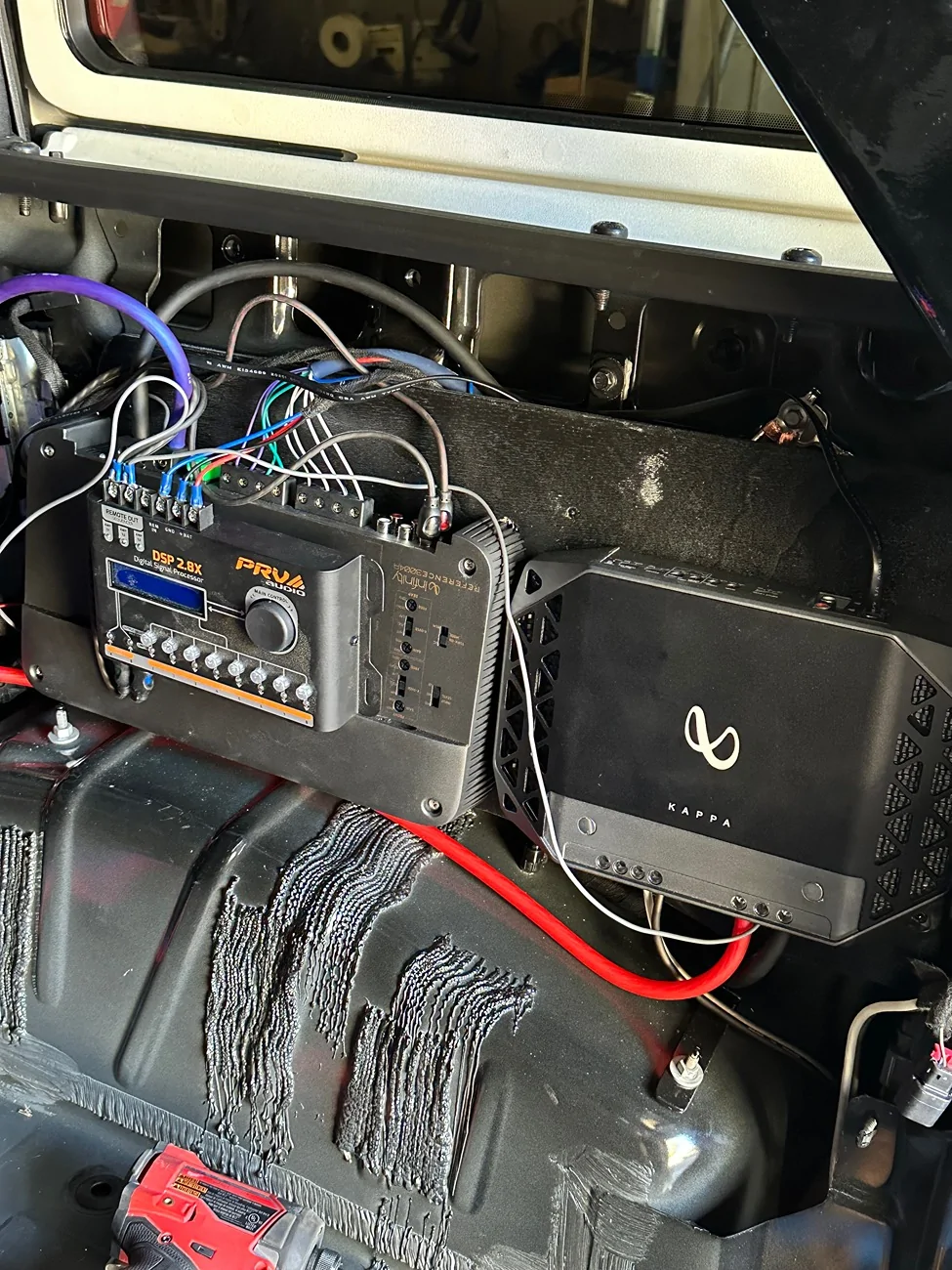 Ford Bronco New Audio Install - Alpine 6.5’s, Alpine 4", 6.5" in speaker pods, Stinger 12" in tailgate box, Infinity mono block amp, Infinity 4 channel amp IMG_3249